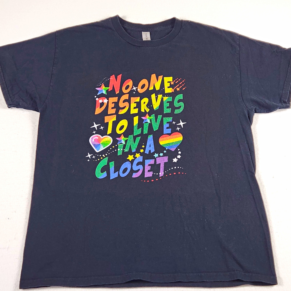 Gildan Cotton Black Graphic "No One Deserves" Crew Neck T-Shirt Size L